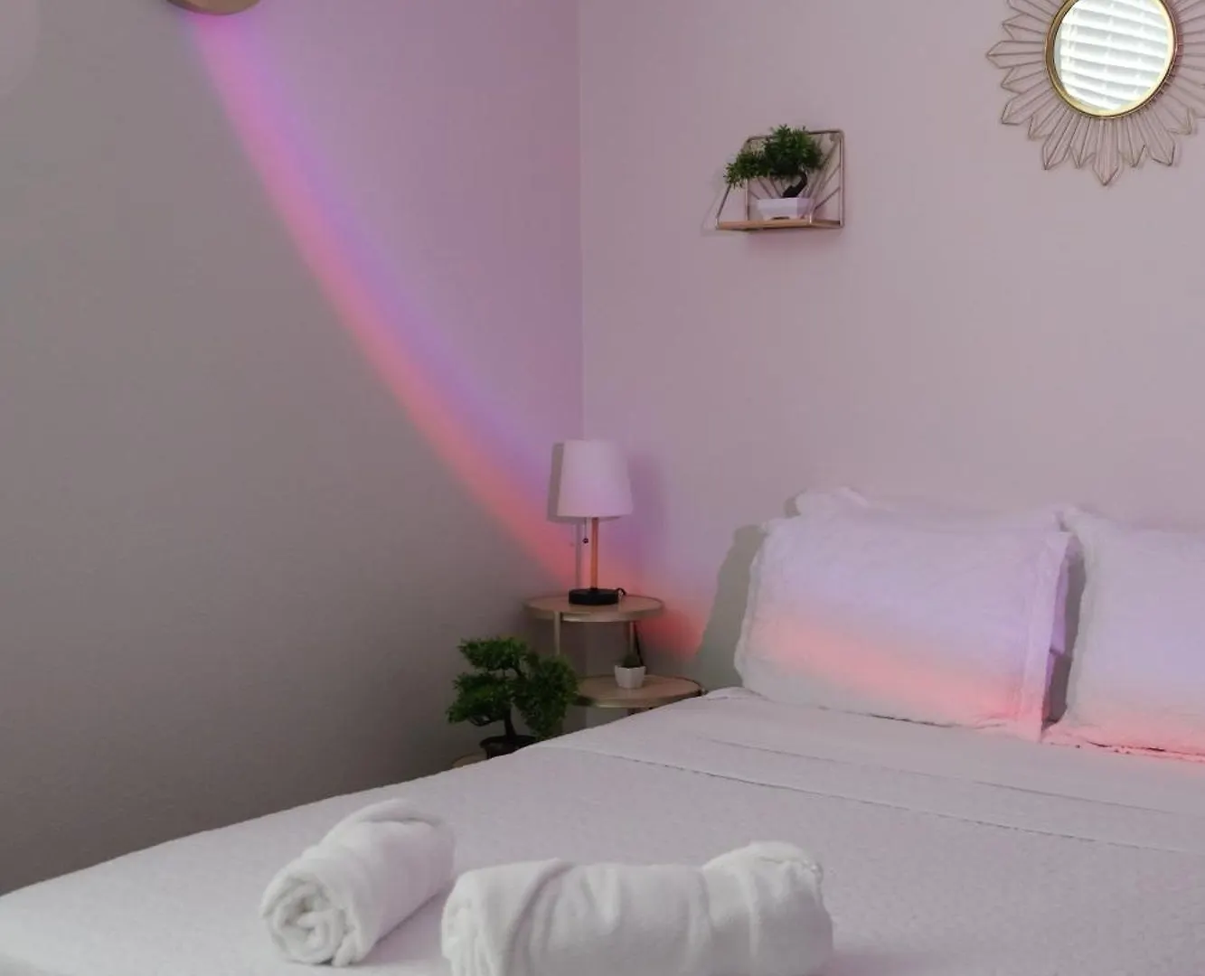 Elegant Suites In Mdr-Venice With Pool, Hottub & Gym Los Angeles Apartment