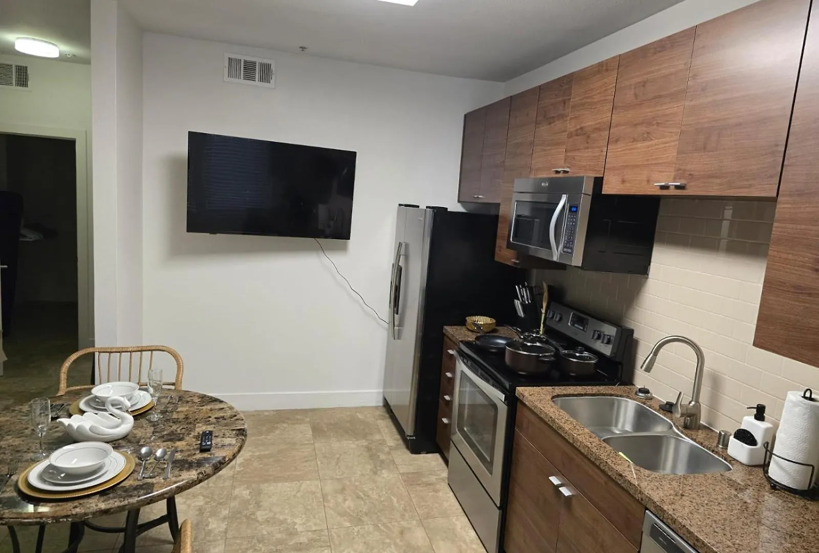 Elegant Suites In Mdr-Venice With Pool, Hottub & Gym Los Angeles
